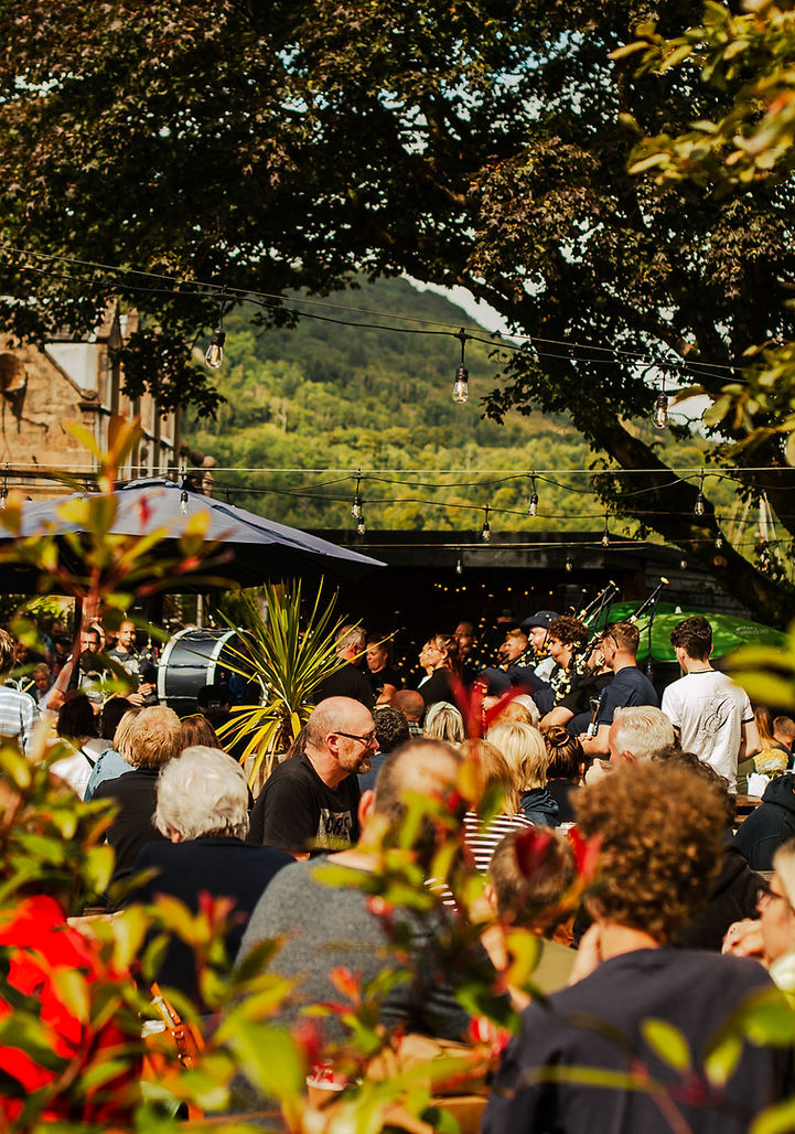 The App AvaiBook Argyll Scotland - Loch Fyne Hoolie Festival-9132.JPG